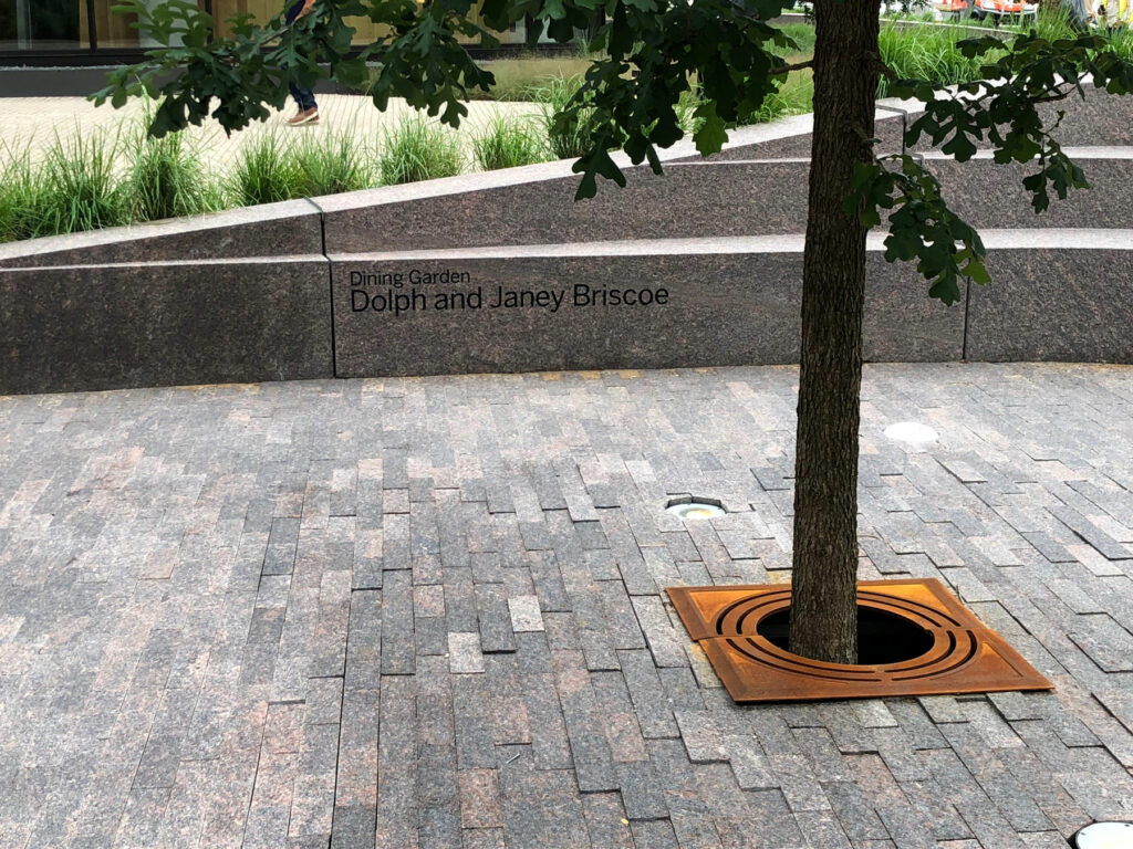 Robert B. Rowling Hall - fd2s